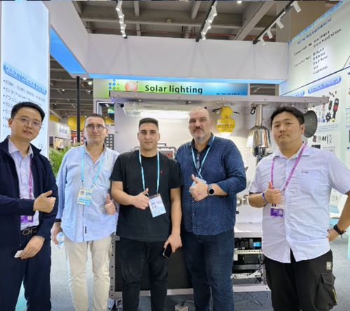 Latest company news about اليوم الأول من معرض كانتون عام 2025